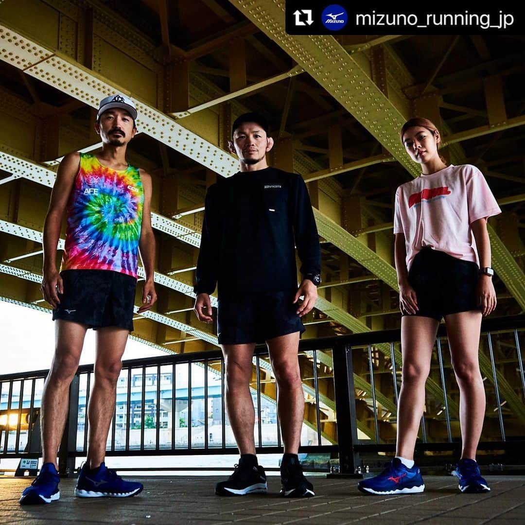 宇野薫のインスタグラム：「#Repost @mizuno_running_jp with @make_repost ・・・ . ミズノランニングウェブマガジン『AHEAD』 様々なジャンルで活躍するランナーが、 MIZUNO ENERZYを体感！ Vol.07 MIZUNO ENERZY搭載シリーズを履いてシティラン。  プロフィールトップのリンクからぜひ皆様ご覧下さい！  #MIZUNO #ミズノ #MIZUNORUNNING #ミズノランニング #AHEAD #アヘッド」