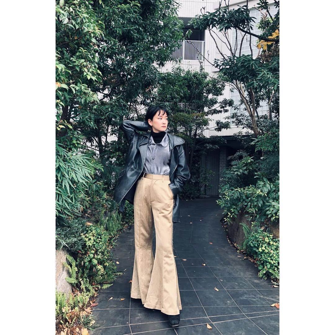 永池南津子さんのインスタグラム写真 - (永池南津子Instagram)「緑の中でも映えるぜ。 @5_knot  #5_knot #ファイブノット #旅とヴィンテージ  #キャンプ #ファッション #fashion #永池南津子」12月12日 13時37分 - natsuko_nagaike