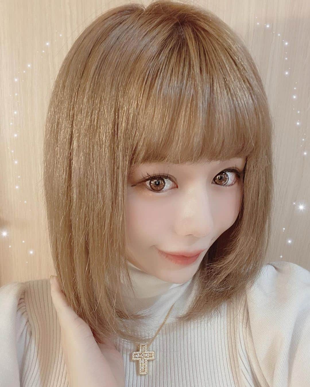のインスタグラム：「💇🏼‍♀️ new color」