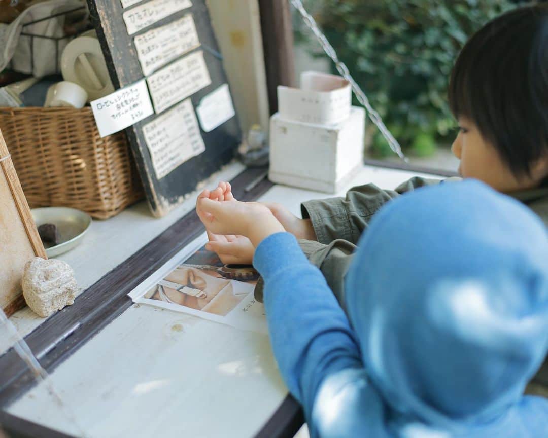 セソコマサユキさんのインスタグラム写真 - (セソコマサユキInstagram)「沖縄の木を使ったアウトドアブランド「favtime」のお披露目展示【木のカップをザックにぶら下げて】。珈琲屋台ひばり屋にて。  #favtime #珈琲屋台ひばり屋  #キャンプ #アウトドア #木工」12月12日 16時18分 - sesokomasayuki