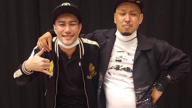 大江健次のインスタグラム：「🔥🔥🔥今夜です🔥🔥🔥 ザ・細かすぎて伝わらないモノマネ 21:00-23:10フジテレビ コンビで地上波のテレビ出演は実に5年ぶり！ お願いランキングでクリカンさんのスパルタ企画で 『お前ら、売れるよ』と 言われて以来のテレビ出演です笑。 是非是非かじりついてみてください🙇‍♂️笑。」