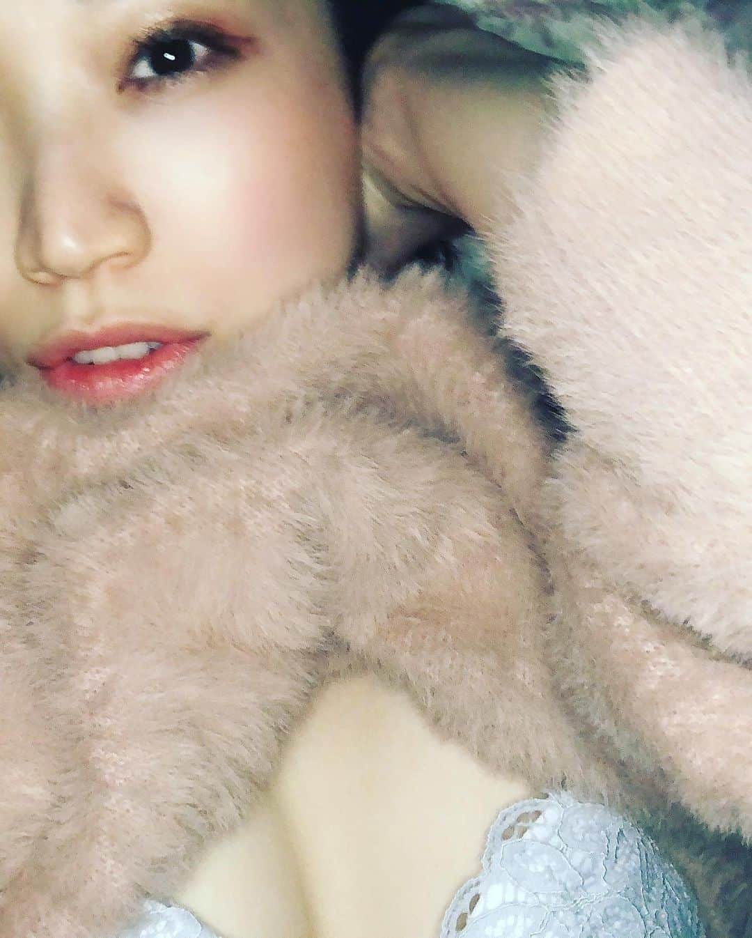 夏目麻央さんのインスタグラム写真 - (夏目麻央Instagram)「.」12月12日 17時04分 - yellowbarbie_m