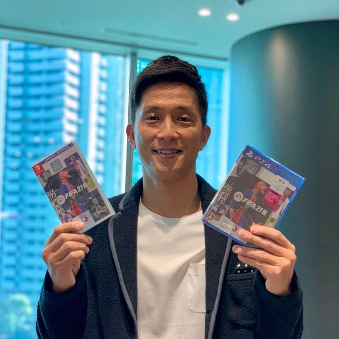 福西崇史さんのインスタグラム写真 - (福西崇史Instagram)「. FIFA 21🎮 サッカーゲーム⚽️ . 選手がめちゃリアルなので、 遊んでみてください✨ . 僕の解説付きです…😅 . #fifa21 #easports #soccer #football #解説 #ゲーム #esports #日本」12月12日 18時33分 - takashi_fukunishi