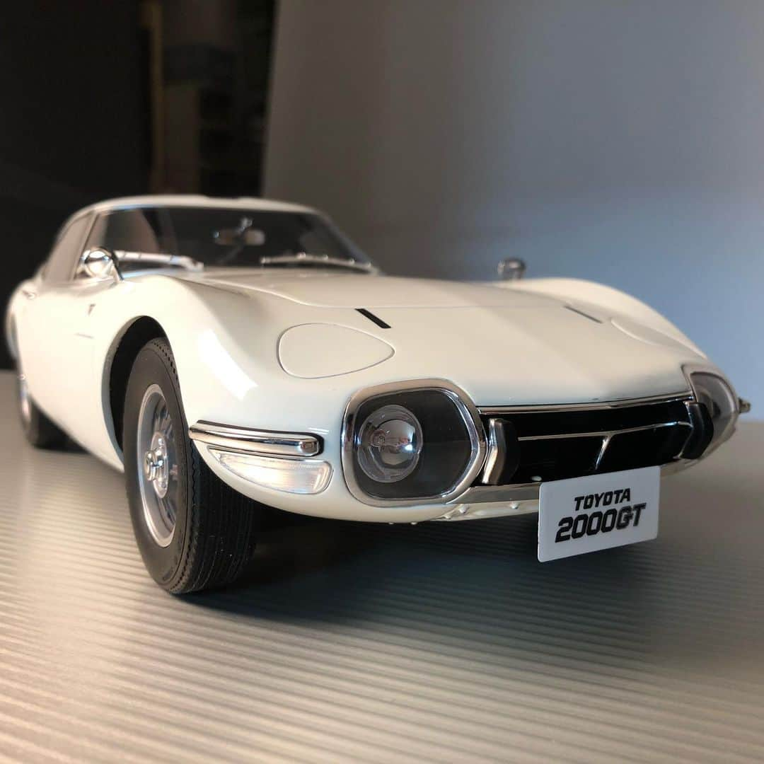 kyosho_official_minicar toysさんのインスタグラム写真 - (kyosho_official_minicar toysInstagram)「1:12 Resin Model TOYOTA 2000GT #kyosho #toyota #toyota2000gt #2000gt #minicar #interior #photographing #interiorstyling #accessory #publication #collection #carcollection #jdm #instacar #amazing #classic #beauty #jdm #japancar #mycar #carphotographer #2ドアクーペ #2door #トヨタ #ミニカー  www.kyosho.com」12月12日 18時34分 - kyosho_official_minicar_toys