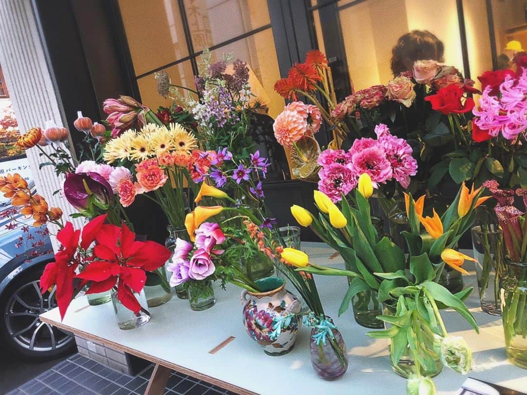 山本夢さんのインスタグラム写真 - (山本夢Instagram)「きゃんわい。  #flowers #flowerstagram  #名前聞いたけど忘れた」12月12日 18時28分 - yume_yamamoto_ue