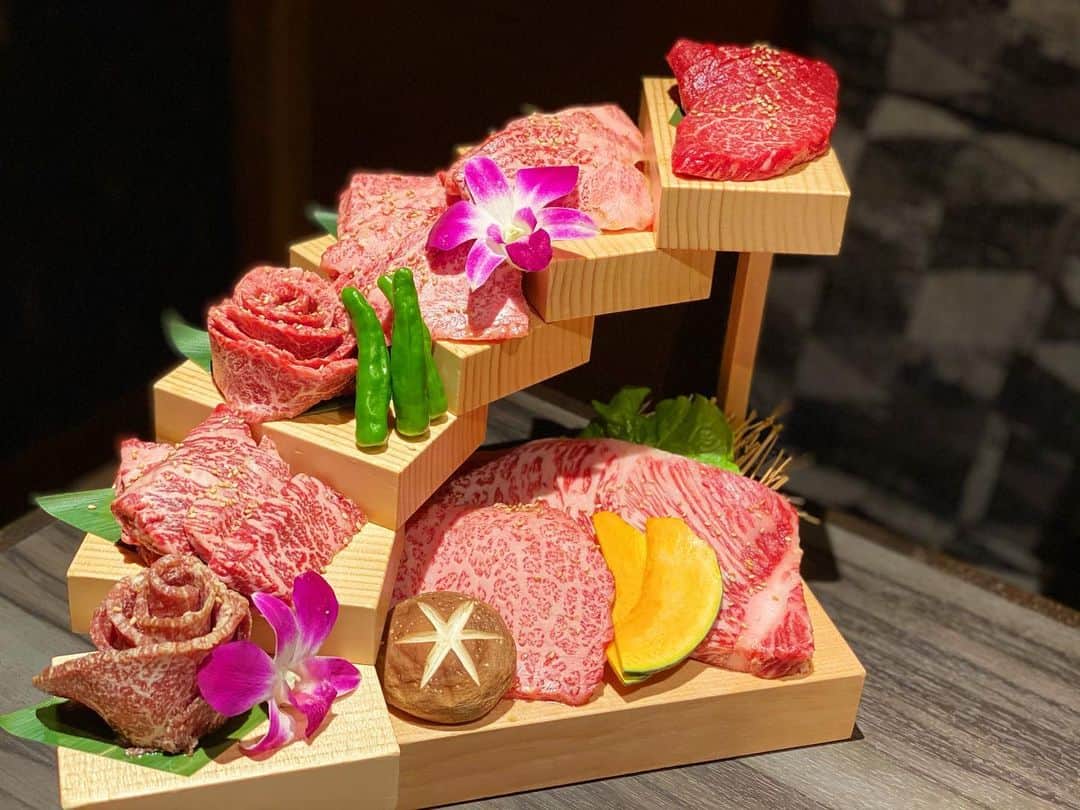 クロのグルメインスタ