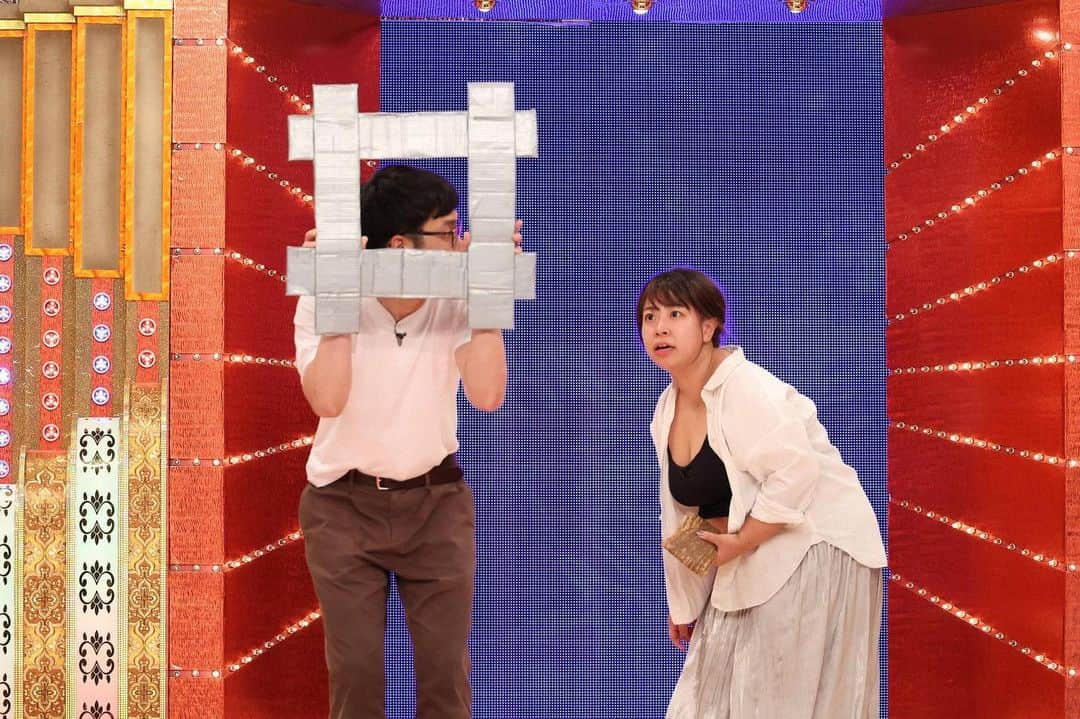 のインスタグラム：「本日21時から！！ 「ザ・細かすぎ伝わらないモノマネ」 です！！！ YouTubeにも新作や旧作の昭和ポルノの世界の動画あげましたぁ〜！ みてね！  #細かすぎて伝わらないモノマネ #昭和ポルノ世界 #駆け抜けて軽トラ #フジテレビ」