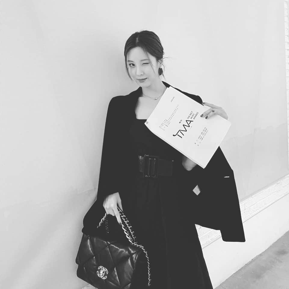 ソヒョンさんのインスタグラム写真 - (ソヒョンInstagram)「TMA🖤」12月12日 19時00分 - seojuhyun_s