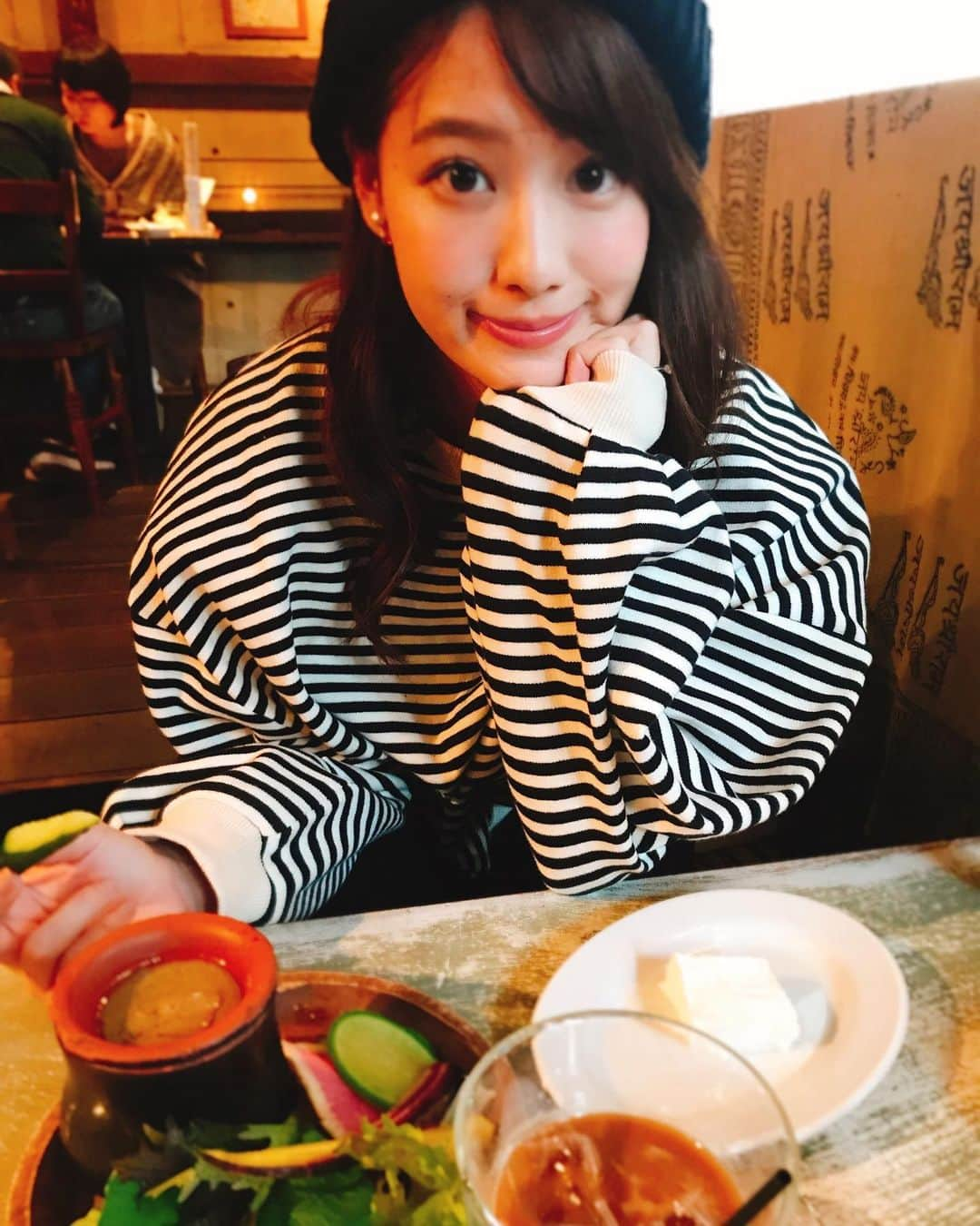 須貝茉彩さんのインスタグラム写真 - (須貝茉彩Instagram)「. #2年前の今日 だって😅 ロングだし、前髪がある。 SNSさぼりがちだからあげてない写真山ほどある笑 . . #須貝茉彩」12月13日 0時39分 - maaya.gm