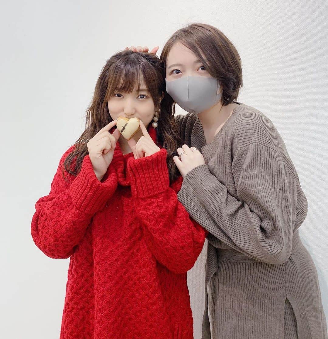のインスタグラム：「🍫🍫🍫  in HIROSHIGE  GALLERY  写真展5日目〜！ ありがとうございました！  土曜日ということもあり沢山遊びに来てくださってとっても嬉しかったです！パネルはもう出てるだけなのでいっぱい見たい方は早めに来ることをお勧めします！  私は最終日なのでオープンからクローズまでいますよ〜！トークショーも楽しみ！よろしくお願いします👠」