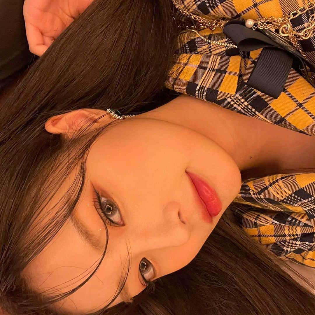 IZ*ONEさんのインスタグラム写真 - (IZ*ONEInstagram)「🧸❤️  #혜원 #ヘウォン #IZONE #아이즈원 #アイズワン」12月12日 20時23分 - official_izone