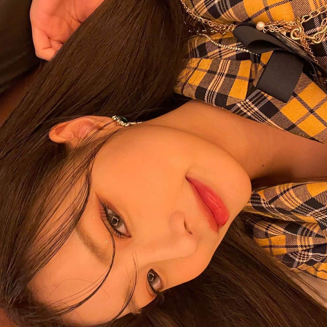 IZ*ONEさんのインスタグラム写真 - (IZ*ONEInstagram)「🧸❤️  #혜원 #ヘウォン #IZONE #아이즈원 #アイズワン」12月12日 20時23分 - official_izone