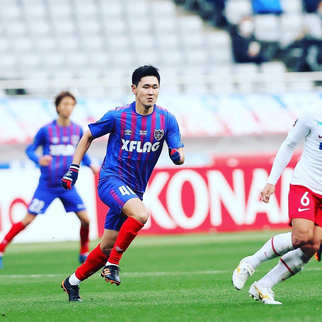 FC東京オフィシャルグッズさんのインスタグラム写真 - (FC東京オフィシャルグッズInstagram)「🔵🔴 #TokyoHiroshima   本日の広島戦では、FC東京U-18出身の選手が、合計8名出場しました!!🔵🔴 #三田啓貴 #波多野豪 #矢島輝一 #原大智 #内田宅哉 #平川怜 #品田愛斗 #木村誠二   クラブサポートメンバーのみなさま、いつも本当にありがとうございます🙏🙏🙏🔵🔴 @fctokyoofficial  #FC東京 #fctokyo #tokyo」12月12日 20時31分 - fctokyoofficial