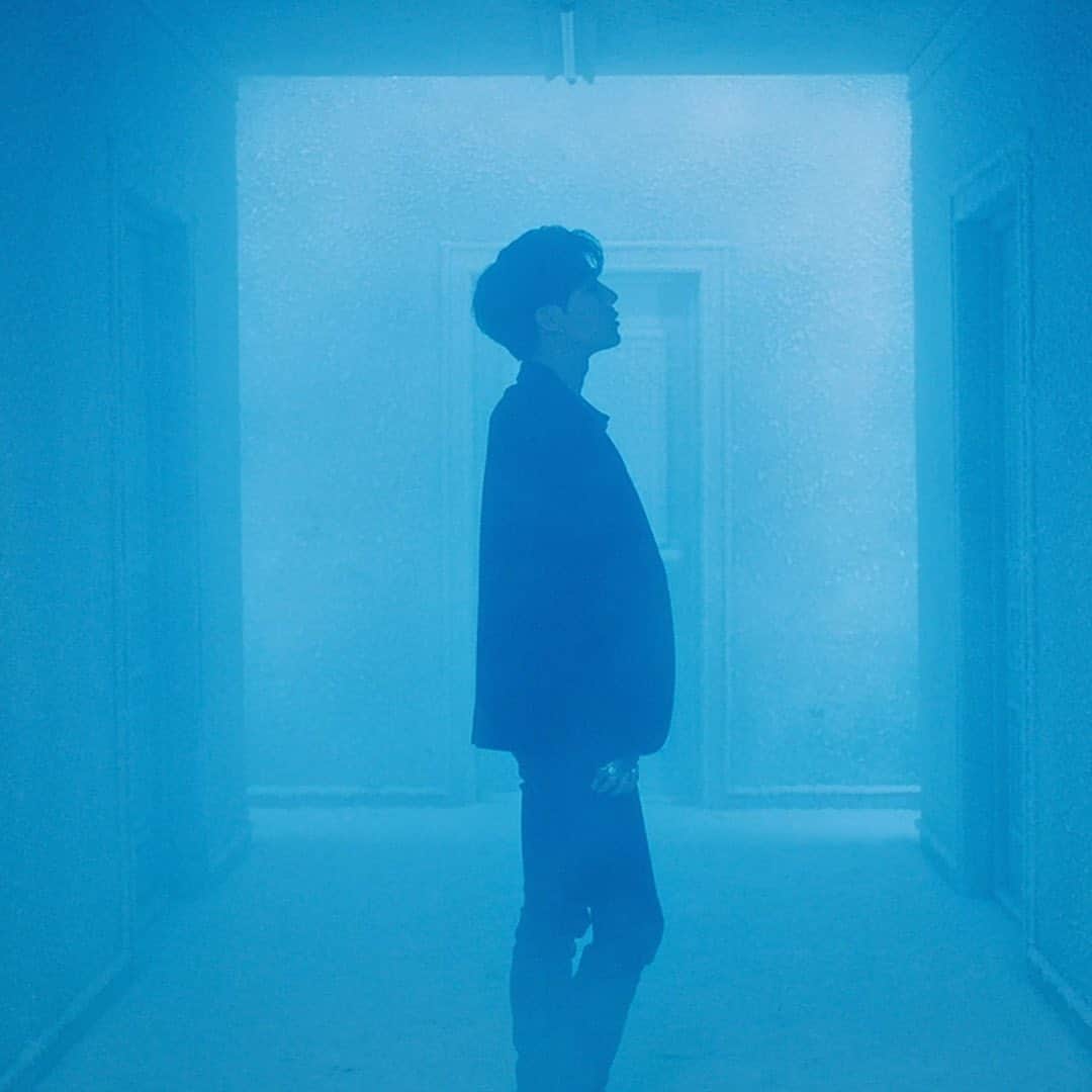 INFINITEさんのインスタグラム写真 - (INFINITEInstagram)「김성규(Kim Sung Kyu) 'I'm Cold' MV Cut Teaser #02  2020.12.14 6PM RELEASE  #INFINITE #인피니트 #Kim_Sung_Kyu #김성규 #INSIDE_ME #Im_Cold」12月12日 21時00分 - official_ifnt_