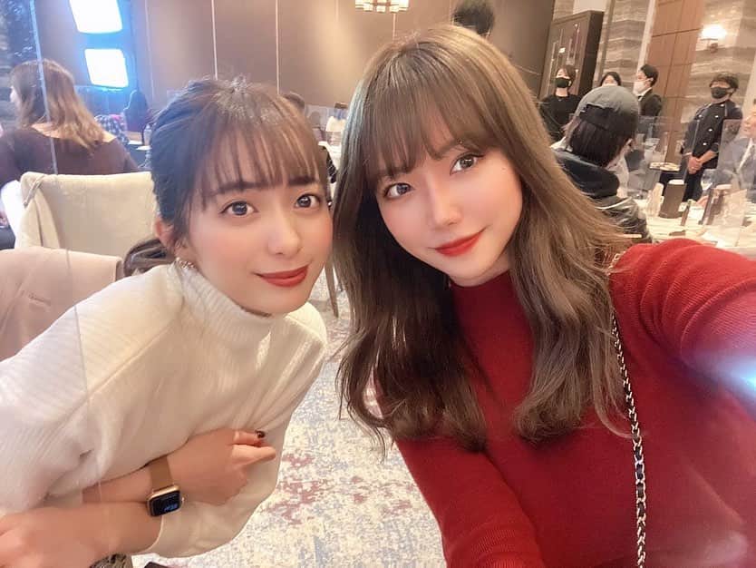 農海姫夏さんのインスタグラム写真 - (農海姫夏Instagram)「🤍❤️ ・ ・ 高校生の頃から仲良くしてくれている可愛いりかちゃん。久しぶりに会えて嬉しかった🤭 すき🥰 #louangetokyo #ルワンジュ東京#クリスマスケーキ#クリスマススイーツ#赤坂プリンスクラシックハウス」12月12日 21時05分 - hina_noumi