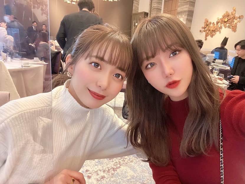 農海姫夏さんのインスタグラム写真 - (農海姫夏Instagram)「🤍❤️ ・ ・ 高校生の頃から仲良くしてくれている可愛いりかちゃん。久しぶりに会えて嬉しかった🤭 すき🥰 #louangetokyo #ルワンジュ東京#クリスマスケーキ#クリスマススイーツ#赤坂プリンスクラシックハウス」12月12日 21時05分 - hina_noumi