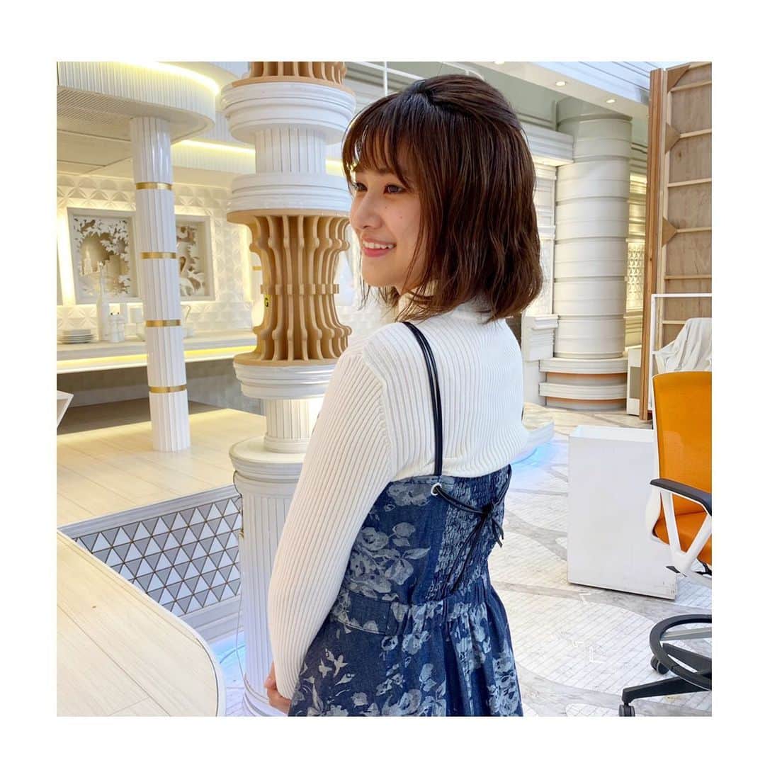 のインスタグラム：「今週もウィークエンドウェザーをご覧いただきありがとうございました！  　 ふたご座流星群についてもお伝えしました🌠  　 あす(日)の夜からあさって(月)の明け方にかけて、流れ星が最も多く現れるそうです🌠  　 見ることができるといいですね🌠  今週の衣装です☺︎　  　  ＊キャミワンピースのみ　　　@randa_pic  　  #tbs #ウィークエンドウェザー」