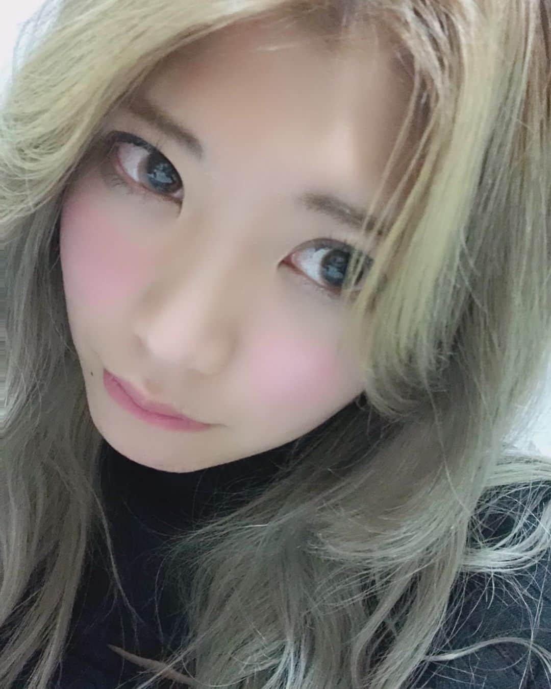 EON（梶野恵園）のインスタグラム：「﻿ ﻿ ﻿ ほろ酔いフェイス🍶♡﻿ ﻿ ﻿」
