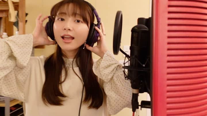 葉月祥子のインスタグラム：「毎週土日はどちらかは楽曲制作💛﻿ ﻿ ﻿ 制作チームで頑張ってます🧚🏻‍♀️✨﻿ ﻿ ﻿ #楽曲制作 #fragrance #動画 ﻿ #音楽 #レコーディング ﻿ #制作風景」