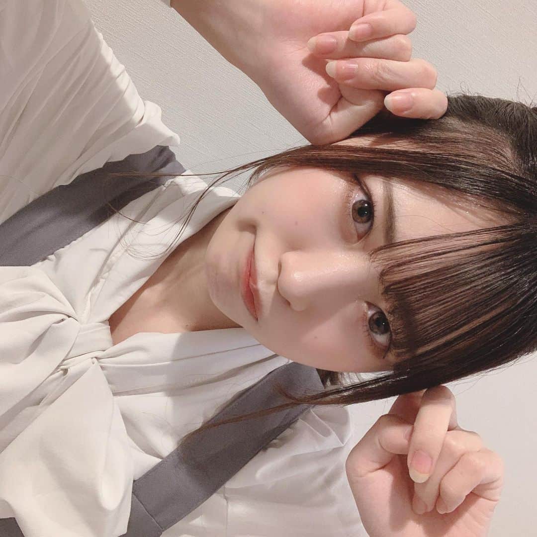 空野青空のインスタグラム：「今日も一日おつかれちゃん〜！！明日は取材とボイトレやさんっ🔥💪 気合い入れてゆきますよっ( •ꙍ•́ )ふぁいてぃーーーん✩.*˚  #お疲れ様 #あおにゃん #空野青空 #ポニテ #ポニーテール #ポニーテール女子 #ポニテ女子 #あおべべ #プチプラコーデ #プチプラ高見えコーデ #GRL #あおにゃん #空野青空 #おつかれビーム #ビーム出せる系女子」