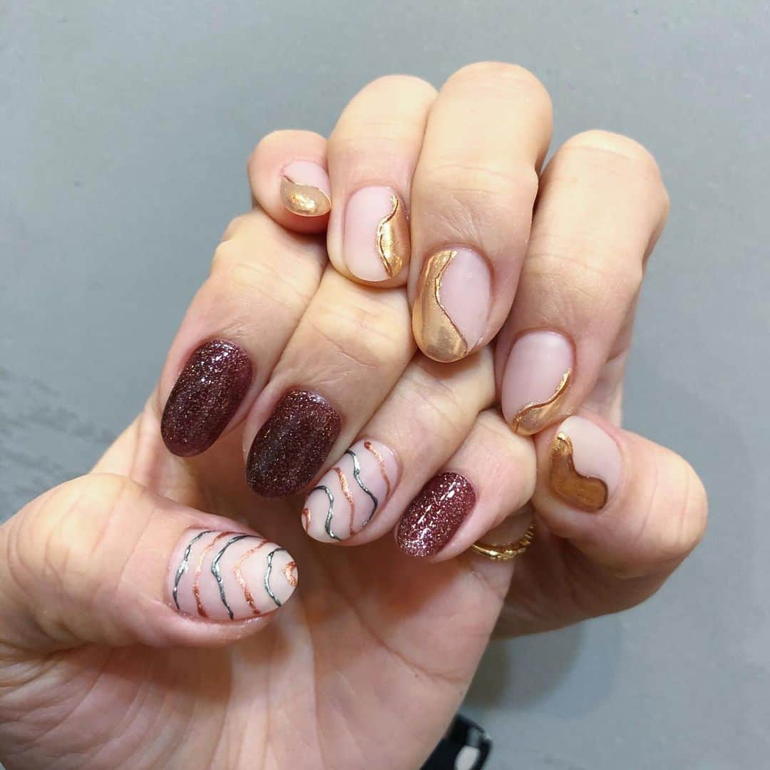 SPICAのインスタグラム：「75min/90min  13日16時半.17時 14日◎ 16日11時.12時半.16時 17日◎ 18日11時.12時半.16時 19日19時 20日11時.16時半以降  ご予約空きがございます🌿  TOPの予約フォームor Nailie にてご予約お待ちしております🕊」