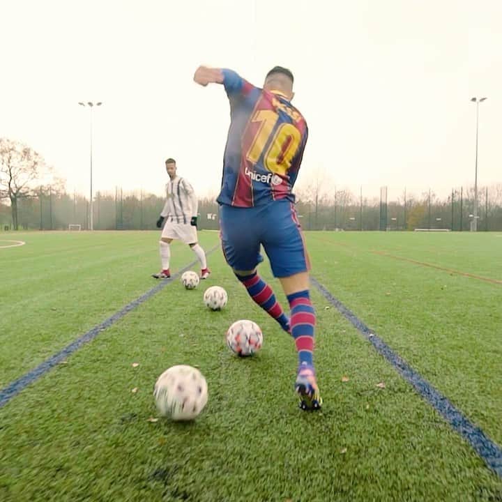 F2Freestylersのインスタグラム：「@leomessi has 2253 Succesful dribbles!!! 😱  New video out now! 🎥 Tag your mate, the dribbler, below. 👇」