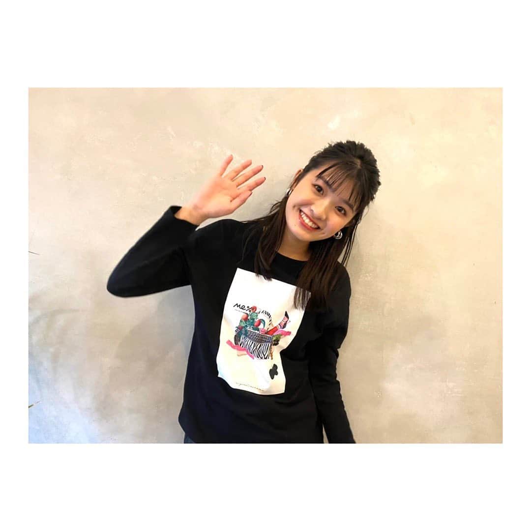 湊胡遥のインスタグラム：「・ どの企画でしょーうか！☺︎ Me%さんのお洋服可愛い…♥」