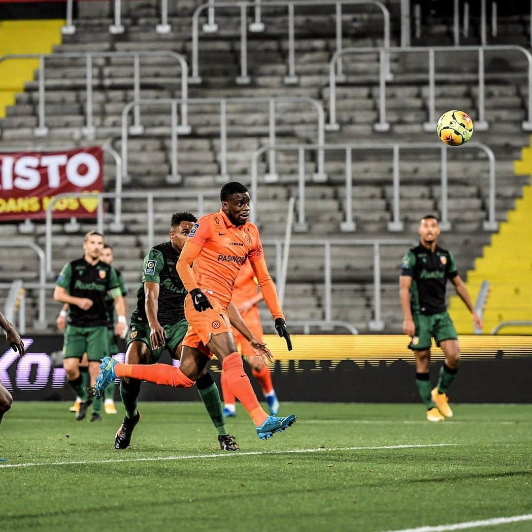 リーグ・アンさんのインスタグラム写真 - (リーグ・アンInstagram)「🆚 #RCLMHSC (2-3) Le @mhscofficiel s'installe provisoirement à la 5e place après sa victoire à Bollaert-Delelis 💪 !  Montpellier break into the top 5 with a win at Lens! • • #Ligue1UberEats #MHSC #MontpellierHSC #StadeBollaertDelelis」12月13日 9時03分 - ligue1ubereats