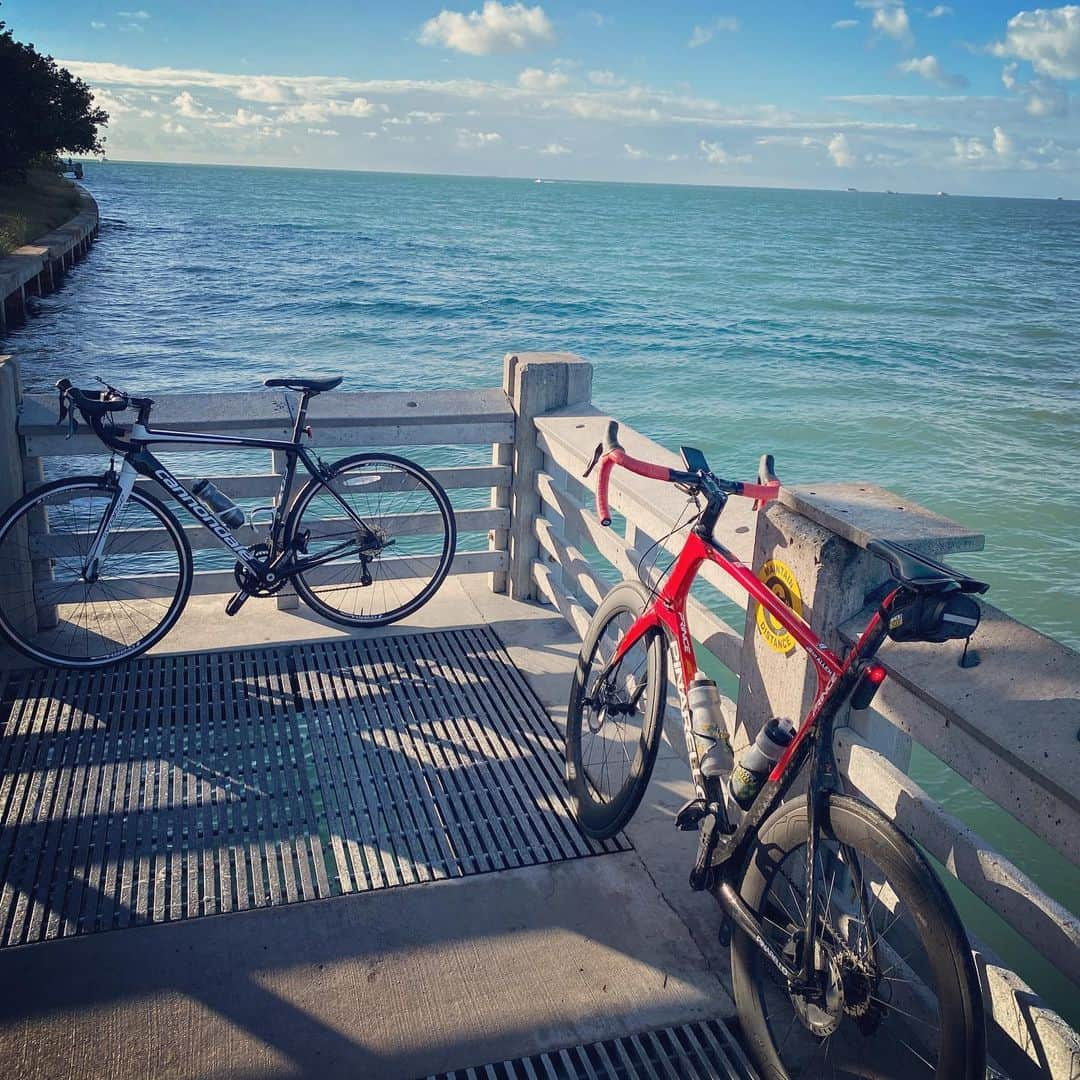 レイ・アレンさんのインスタグラム写真 - (レイ・アレンInstagram)「Saturday ride with @michael.j.rose @swalkerwil  @danielazohlman @leezholman @coachb4 #keybiscayne #saturdaygetdown」12月13日 0時59分 - trayfour