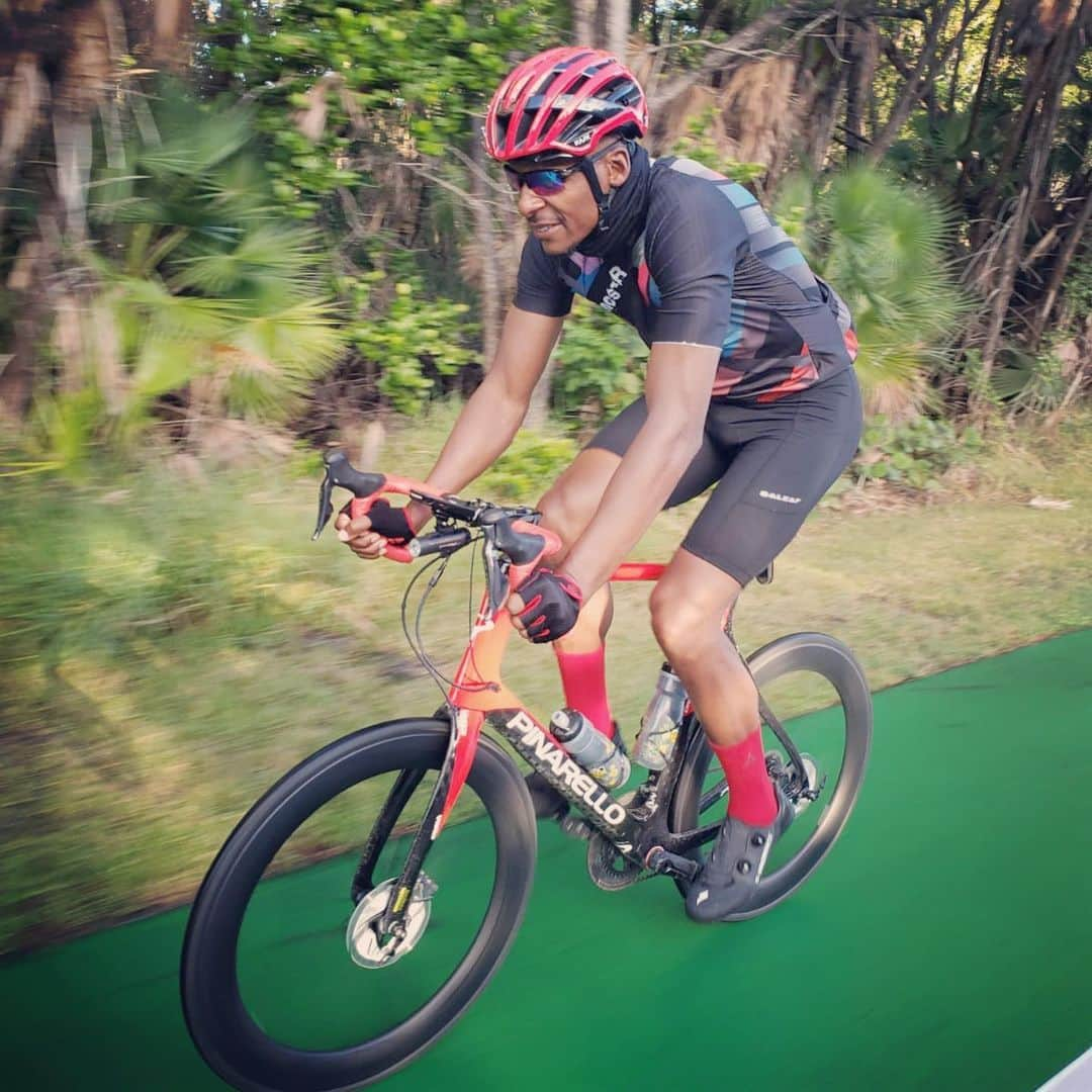 レイ・アレンさんのインスタグラム写真 - (レイ・アレンInstagram)「Saturday ride with @michael.j.rose @swalkerwil  @danielazohlman @leezholman @coachb4 #keybiscayne #saturdaygetdown」12月13日 0時59分 - trayfour