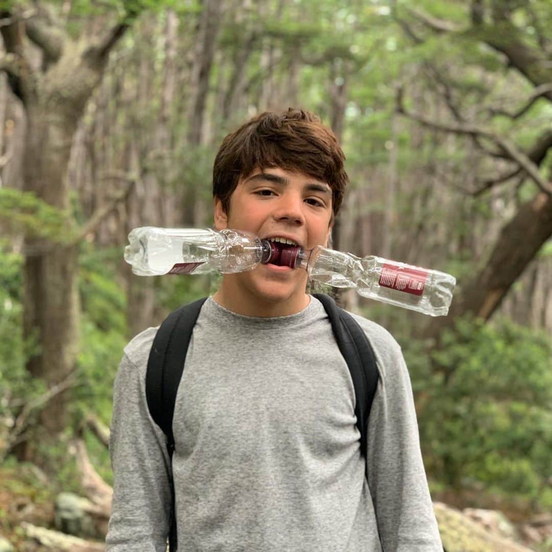 のインスタグラム：「He’s grown an entire foot and has apparently learned how to drink water from a bottle since this picture was taken. Feliz cumple mi Pedro.  Te quiero. #Namesake #VivaChile #AndArgentina!」