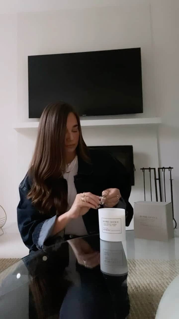 We Wore Whatのインスタグラム：「Special Item #4: The “Home  Office” candle. This soy wax blend candle is hand poured in California by a Black-woman owned small business. This sustainable candle features notes of mossy cedarwood, patchouli, sandalwood, onyx & ember giving off a warm, masculine, and woodsy scent.  Limited stock available. We  created this for a special giftable item as our first run with a fragrance and I can’t wait to hear what you guys think! 🕯 @shopweworewhat produced by @lagunacandles」