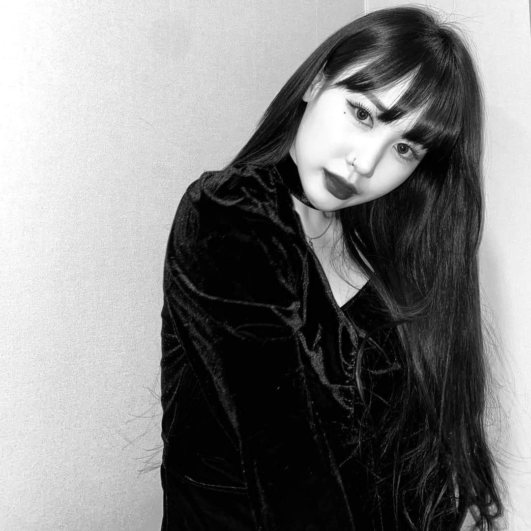 パク・ジミン のインスタグラム：「🖤유희열의 스케치북🖤」