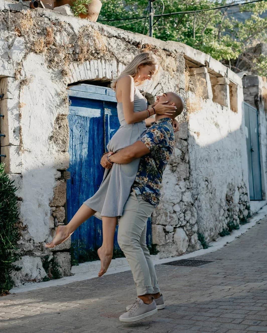 マリナ・デュランダのインスタグラム：「What a plot twist you were... 🤍✨」