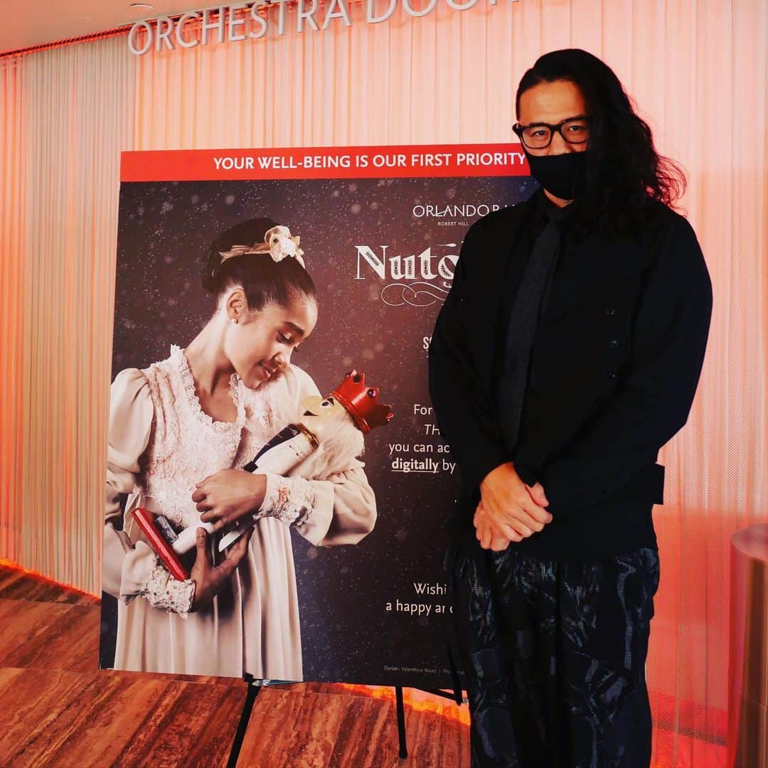 中邑真輔さんのインスタグラム写真 - (中邑真輔Instagram)「I came to see a performance of @orlandoballet #nutcracker 🩰」12月13日 4時04分 - shinsukenakamura