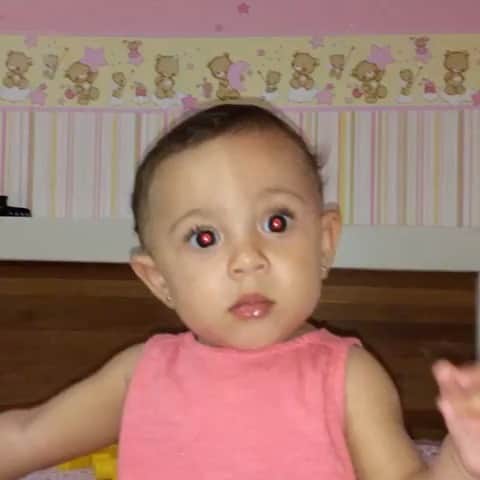 ウェリグトンのインスタグラム：「Hoje é um dia mais q especial , minha bebê está completando 7 aninhos👏🏻👏🏻👏🏻🎂🎂🎂 Obrigado Deus por esse presente 🙏🏼🙏🏼🙏🏼Feliz aniversario minha filha (Rayssa) Te amo ❤️❤️❤️😘😘😘」