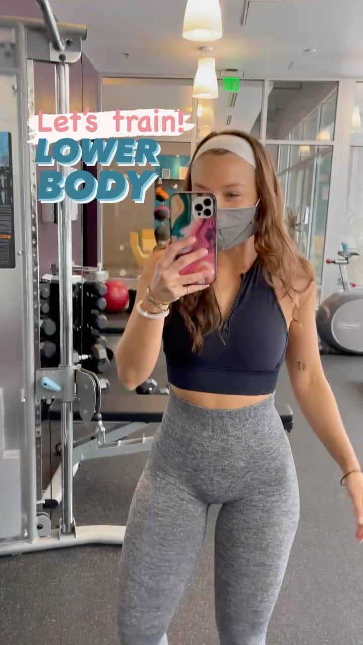 Nicole Mejiaのインスタグラム：「I woke up SO sore from this one! 🥵  I asked whether you wanted this workout in reel or story form and the results teetered close to 50/50 all day.  So you get both. 🤗  Challenge yourself and lift heavier than you usually do for this one. Let’s grow. ____  Lower body workout:  • 20 hip thrusts X3 w/ 60 sec rest  • 24 walking lunges (or lunches, depending on what time of the day it is 🙃) X3 w/ 60 sec rest  Superset 1: • 12 goblet squats • 12 alternating curtsy lunges X3 w/ 90 sec rest  Superset 2: • 12 sumo squats • 12 alternating lateral lunges X3 w/ 90 sec rest ____  Lmk if you do it and how you’re feelin’ the day after 😬  Ps. JUMP signups open on Monday! 28 days of daily movement, plant-based meals, and guided personal development, end we start January 4th. 👏🏼」