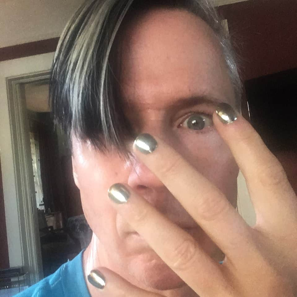 ジョン・キャメロン・ミッチェルさんのインスタグラム写真 - (ジョン・キャメロン・ミッチェルInstagram)「New nails from @brittanyisdoomed made of my melted down dental fillings ( #covidcrafts). See them tomw.. Im teaming w @michellevisage @dragoutthevote, @newgeorgiaproject and a fierce cast of celebrity activists for a 90 min text-bank drag show to get out the vote 4 the important Georgia Senate runoffs! 🍑🗳 Check out the cast! Sunday, Dec 13th at 2PM PT/4PM CT/5 PM ET. 💙 Free RSVP, SEE LINK IN BIO.    @theonlyalaska500 @sashavelour @stephentrask @qyacristal @peppermint247 @thebritafilter @glennclose @thejinkx @repsampark #pattilupone」12月13日 4時42分 - johncameronmitchell