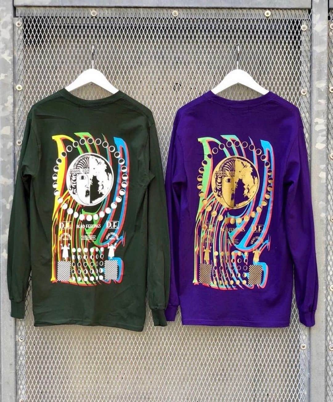 ケンゾーミナミのインスタグラム：「𝐃𝐄𝐀𝐃 𝐅𝐄𝐄𝐋𝐈𝐍𝐆𝐒 / FW20 / “MOON + TRIP” / GREEN & PURPLE / LONG SLEEVE T-SHIRT  Back & Front Designs  (Repost from @nepenthes_hakata)  @nepenthes.official @nanamica_newyork #kenzominami」