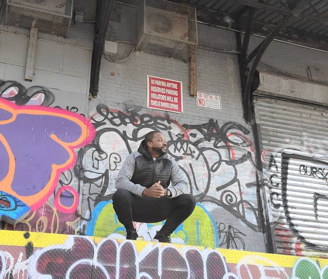 call me Lix the 6-Toyさんのインスタグラム写真 - (call me Lix the 6-ToyInstagram)「"Where Brooklyn At?" 👉🏾👈🏾🤟🏿  Bug💤ee Lix in Brooklyn, NY 12/11/2020 . . . #igdaily #nj #urbanart #ZeroFucksGiven #graffiti #undergroundhiphop #undergrounrapper  #brooklynninenine #precovid19 Follow my twitter: LIXTHESIXTOY  #대박 #불금 #헐 #아싸 #사차원 #멘붕  #베프 😍😍 #くも 🔥 #大阪市 #学生  #newjerseylife #ManchesterUk  #ignewyork #꿀잼 #치맥#남친  #짱  #대박 #불금 #헐」12月13日 5時16分 - lixthesixtoy