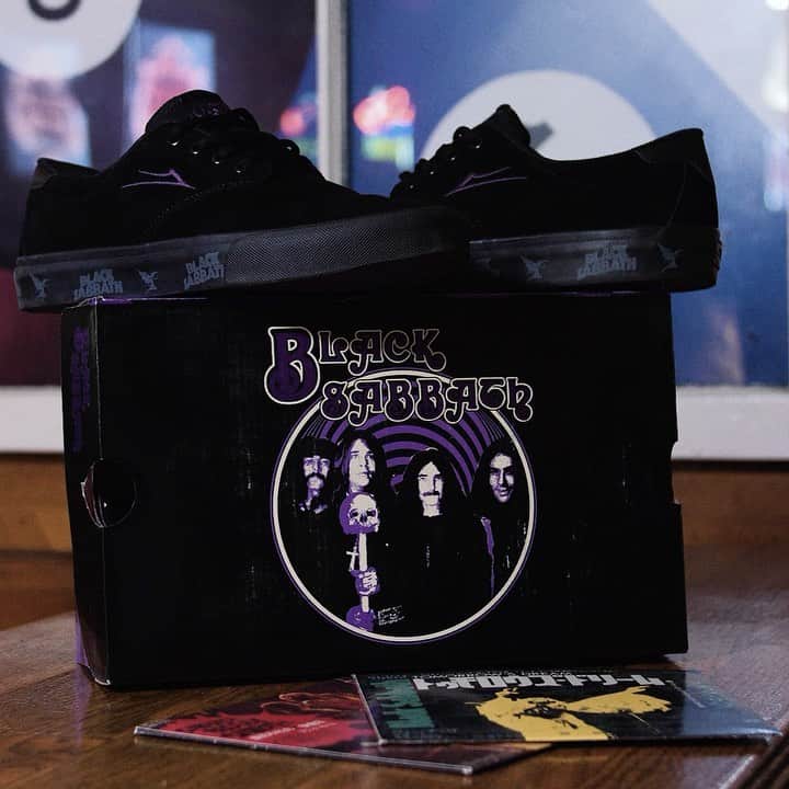 のインスタグラム：「See the full video and entire Black Sabbath collection at Lakai.com @rileyhawk @blacksabbath  👉 Link in bio 📹 @paconertz  #LakaiXBlackSabbath #BlackSabbath」