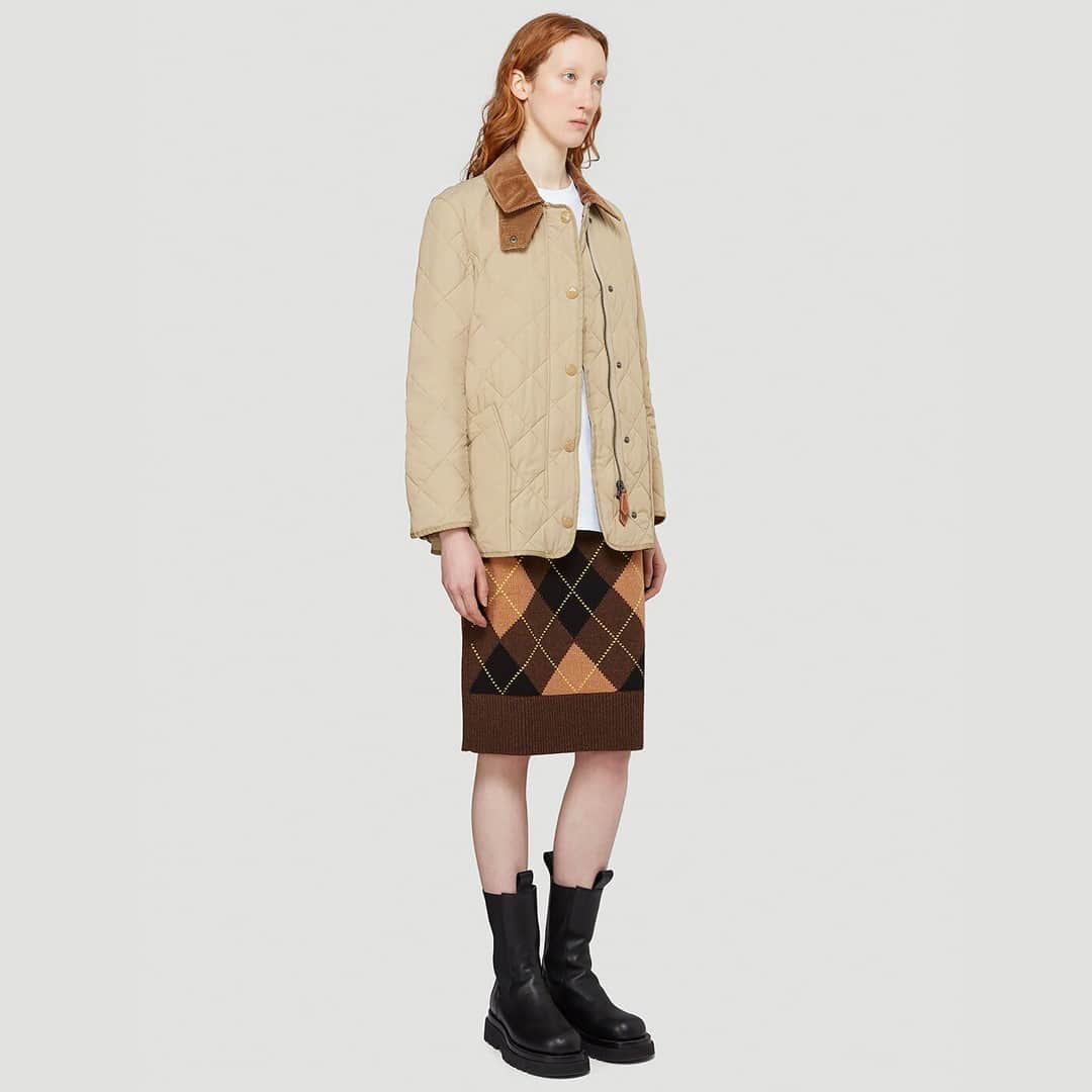 エルエヌシーシーのインスタグラム：「Heritage remains key to Burberry’s iconic collections, under the creative direction of Italian fashion designer Riccardo Tisci, this season's collection continues to modernise Burberry’s definitively British codes with a fashion-forward vision and streetwear sensibility. Shop the latest offerings from Burberry at LN-CC, including the brand's updated House-check motif and new season staple accessories. @burberry」