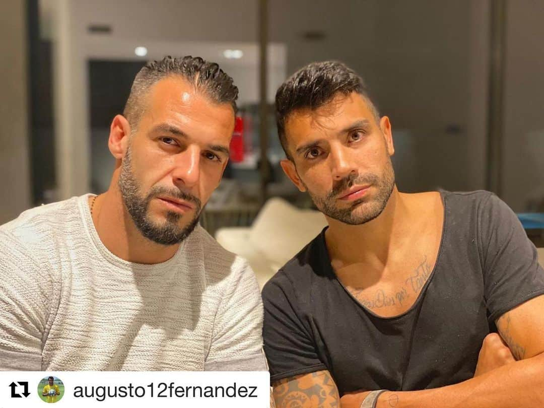 アルバロ・ネグレドさんのインスタグラム写真 - (アルバロ・ネグレドInstagram)「🔝🔝🔝  @augusto12fernandez with @get_repost ・・・ Con mi amigo el killer. Experiencia, pero seriedad ante todo!! 🤨」12月13日 7時08分 - alvaronegredo9