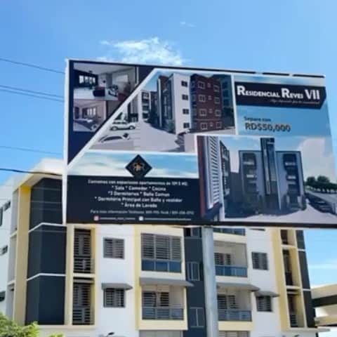 ホセ・レイエスのインスタグラム：「Constructora Reyes Ramírez 🏗 🚧   A partir del lunes 14 de diciembre tendremos disponible las visitas a nuestra constructora ubicados en la 📍Calle guayabal  esq. Saman nte. Próximo al residencial mirador del Este, Santo Domingo este. @constructora_reyes_ramirez」