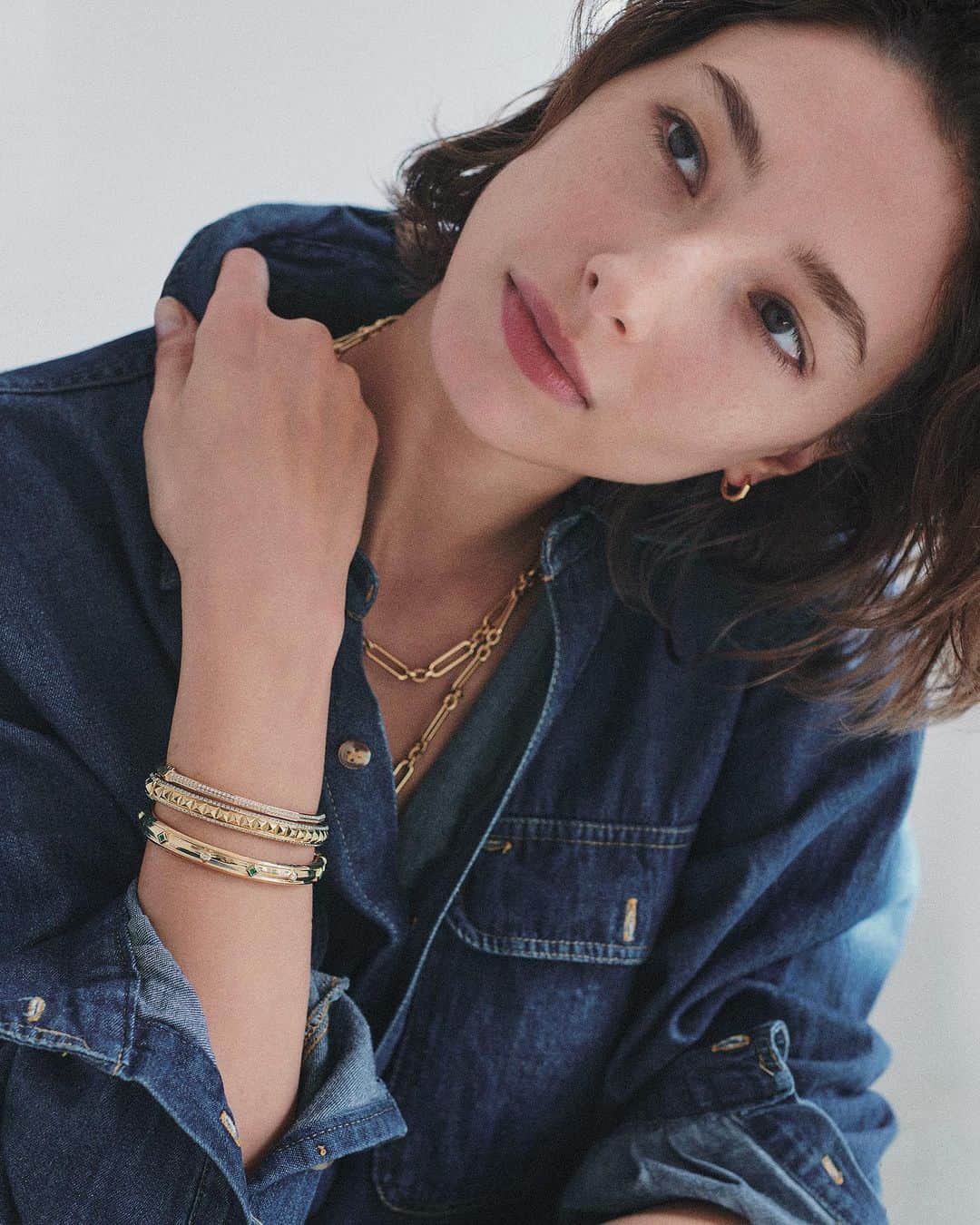 デビッドヤーマンのインスタグラム：「Make it a double. Pair Lexington chains with Modern Renaissance bracelets for twice the style. #TapToShop #DavidYurman」