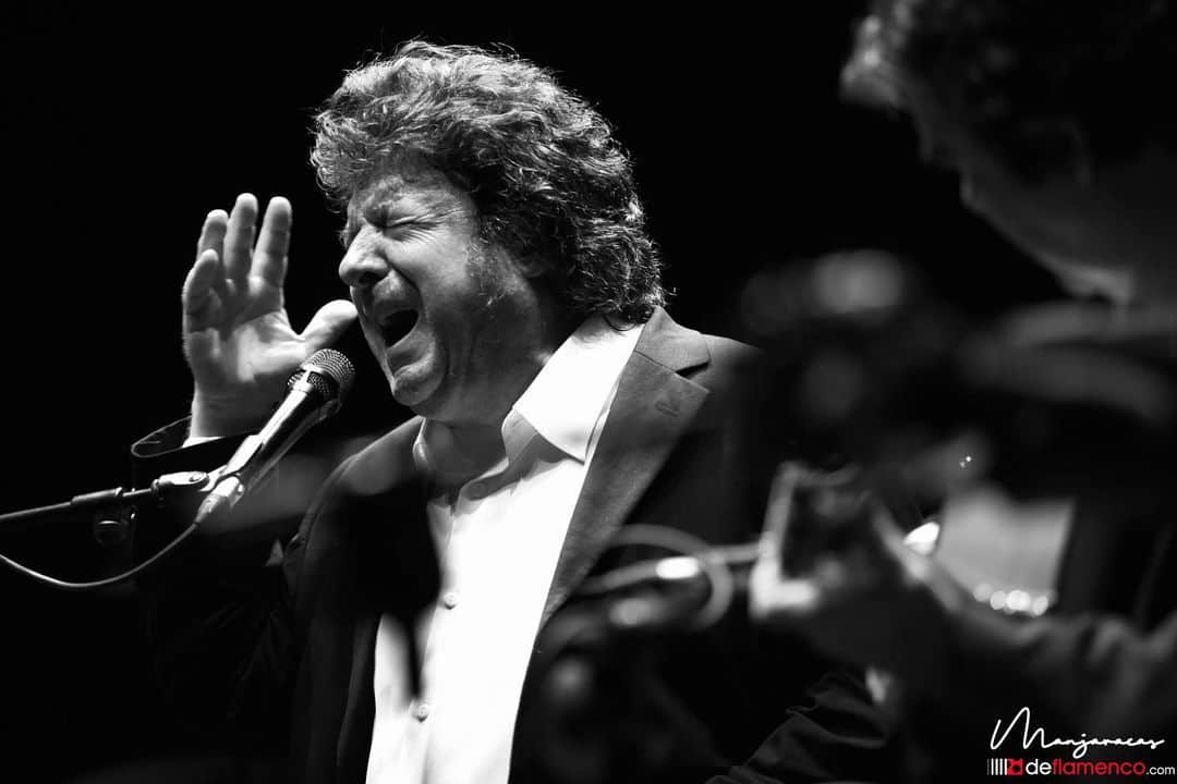 のインスタグラム：「Morente 10 Morente Siempre   #Morente10 #flamenco #deflamenco #morente #morentevive #enriquemorente 📷 @manjavacas.flamenco」