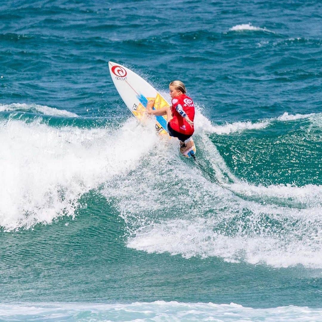 Rip Curl Australiaさんのインスタグラム写真 - (Rip Curl AustraliaInstagram)「The final leg of the Rip Curl #GromSearch Series begins tomorrow at Coolum Beach, Queensland. ⁠⠀ ⁠⠀ Kicking off with the top three surfers guaranteed a spot at the National Final held at @URBNSURF. Goodluck, groms!⁠⠀ ⁠⠀ Follow all the action via our Instagram stories.⁠⠀ ⁠⠀ @surfingqueenslandinc」12月13日 17時58分 - ripcurl_aus