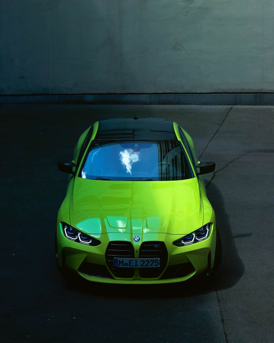 BMWのインスタグラム：「Coming into power.  The all-new BMW M4 Competition Coupé. #TheM4 #BMW #M4 #BMWM @bmwm  __ BMW M4 Competition Coupé: Fuel consumption in l/100 km (combined): 10.2. CO2 emissions in g/km (combined): 234.* Further information: www.bmw.com/disclaimer.  	 Acceleration (0-100 km/h): 3.9 s. Power: 375 kW, 510 hp, 650 Nm. Top speed (limited): 250 km/h (with optional M Drivers Package: 290 km/h).  	 * All performance, fuel consumption and emissions figures are provisional.」