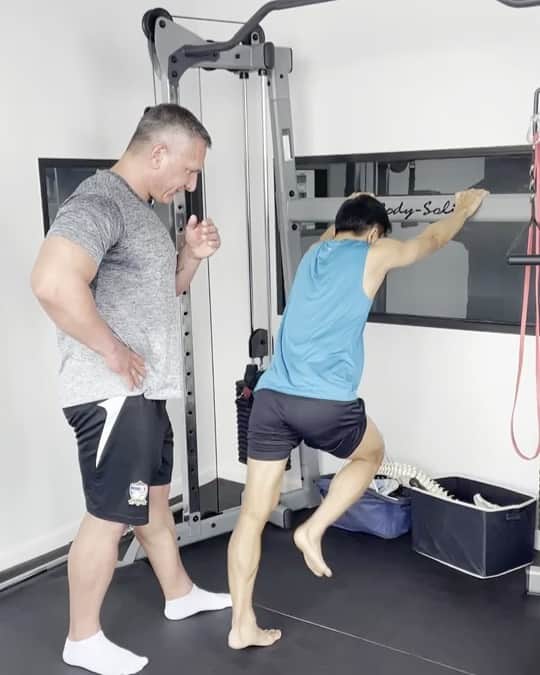 のインスタグラム：「💪🏼🤮 ก็ต้องลุยสินะ  @andyschillinger  @benni_fps」