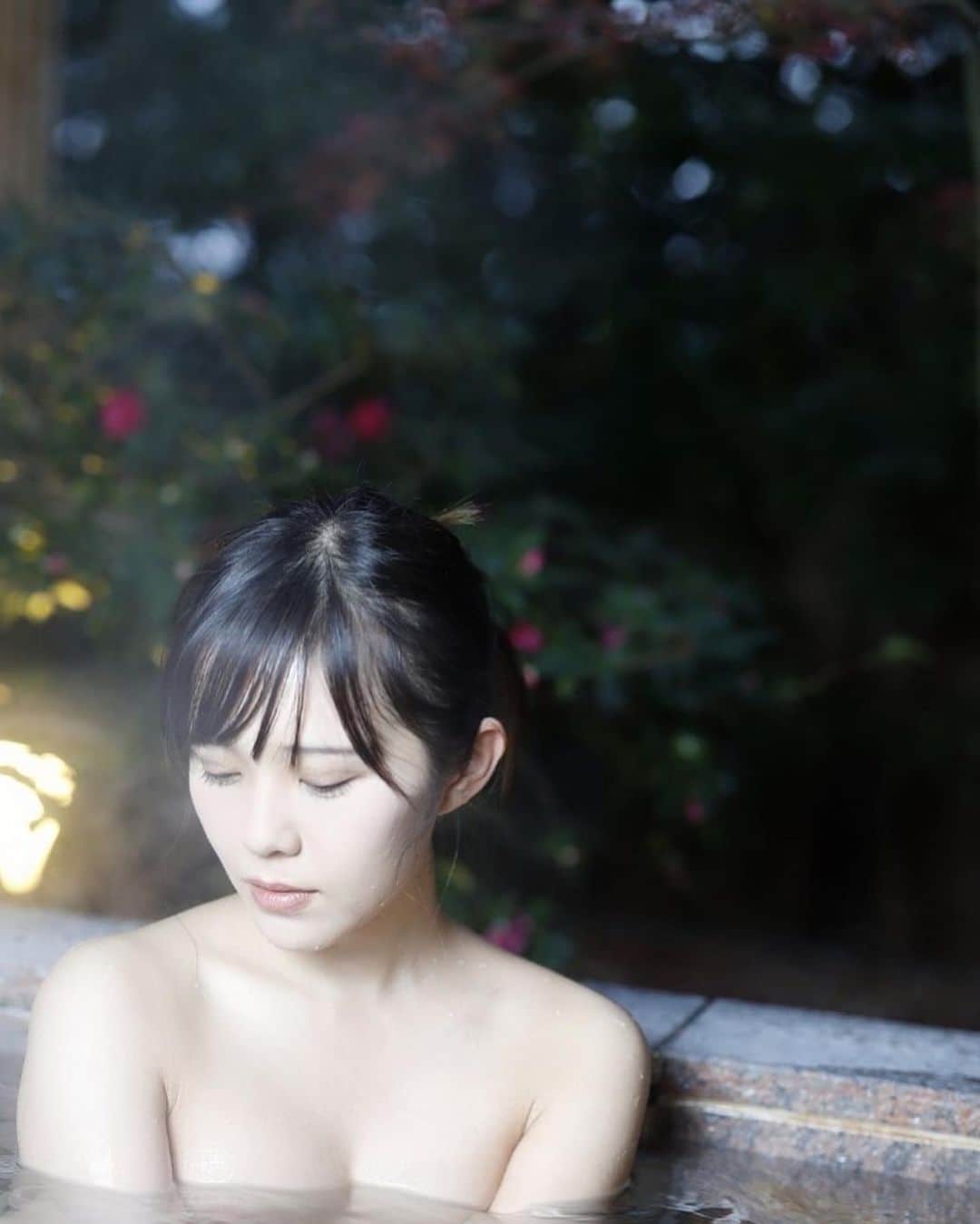 田中みかさんのインスタグラム写真 - (田中みかInstagram)「. . . . 冬は温泉行きたいね . . . . . . . . . . . . . . . . . . #旅館#温泉旅館 #温泉#温泉女子 #温泉旅館 #おんせん#hotsprings #hotspring #浴衣#浴衣女子 #着崩し#yukata#yukatagirl #kimono #kimonostyle #kimonofashion #kimonogirl #japanesegirl#japanemodel#asianbeauty #asiangirls#グラドル#グラビア#グラビアアイドル#sexycostume #フリーモデル #被写体#被写体モデル #portraitgirl」12月13日 18時48分 - mikamikatn